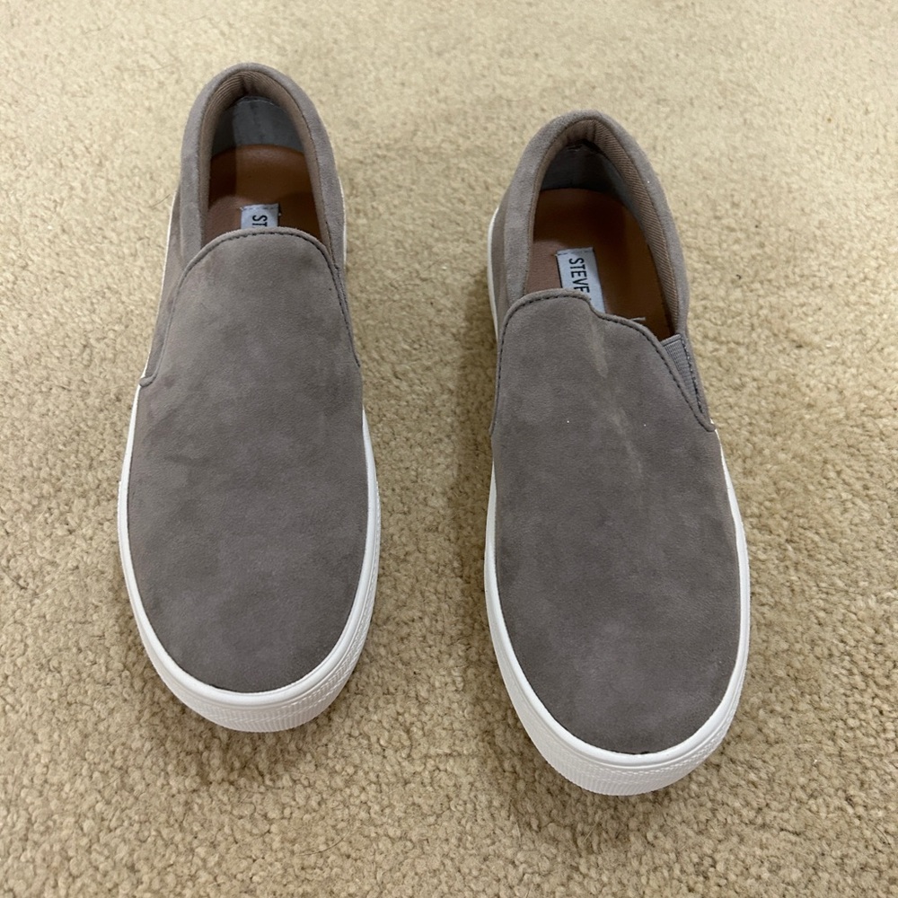 Steve Madden Gills Sneakers